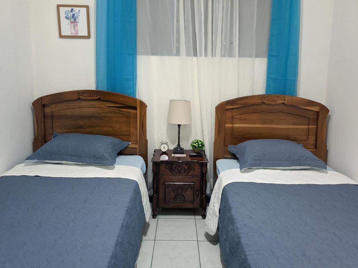 Entire Comfy Apartment For You, 5 Min Sjo Airport Alajuela Exterior photo